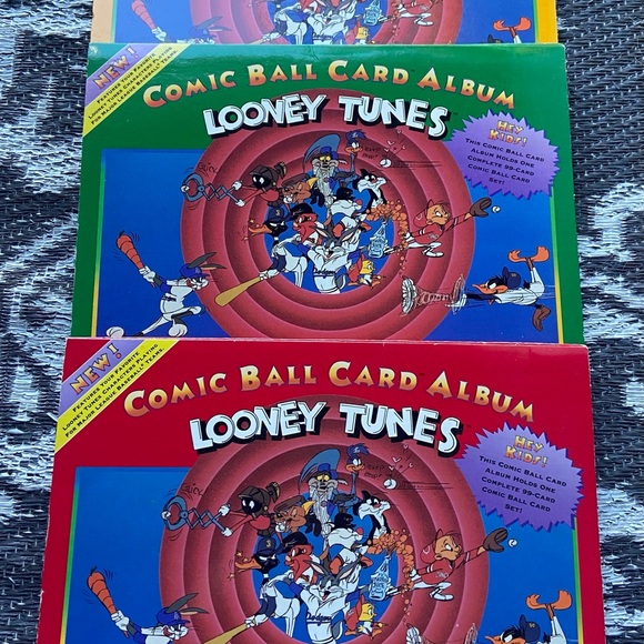 Looney Tunes Comic Ball Card Album Set - Picture 1 of 10